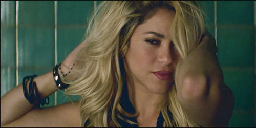 Shakira-Dare-La_La_La-music_video